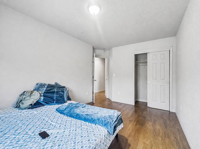 1895 Madison Dr, Madera, CA 93638