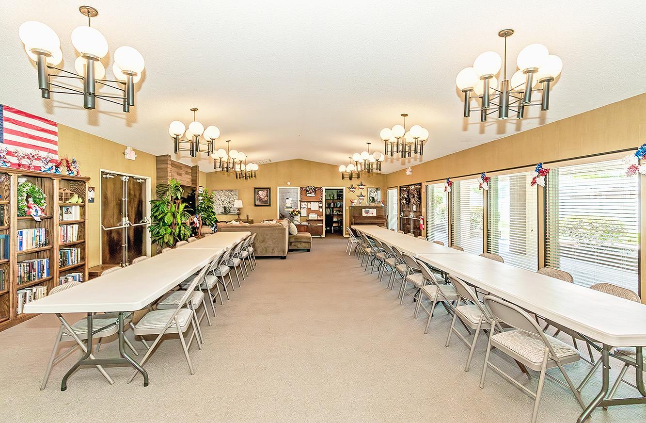 371 Bethel Ave #27, Sanger, CA 93657