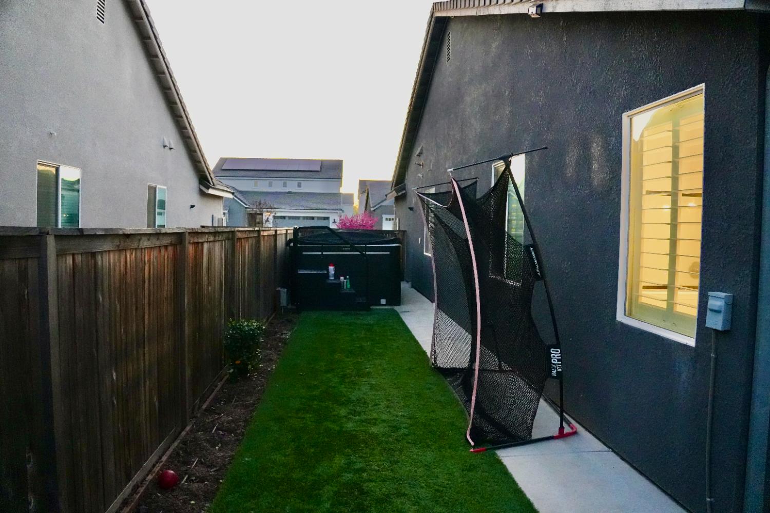 2031 N Osmun Ave, Clovis, CA 93619