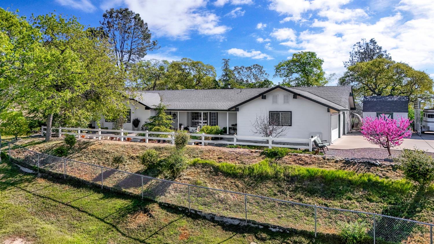 33867 Jennifer Ct, Coarsegold, CA 93614