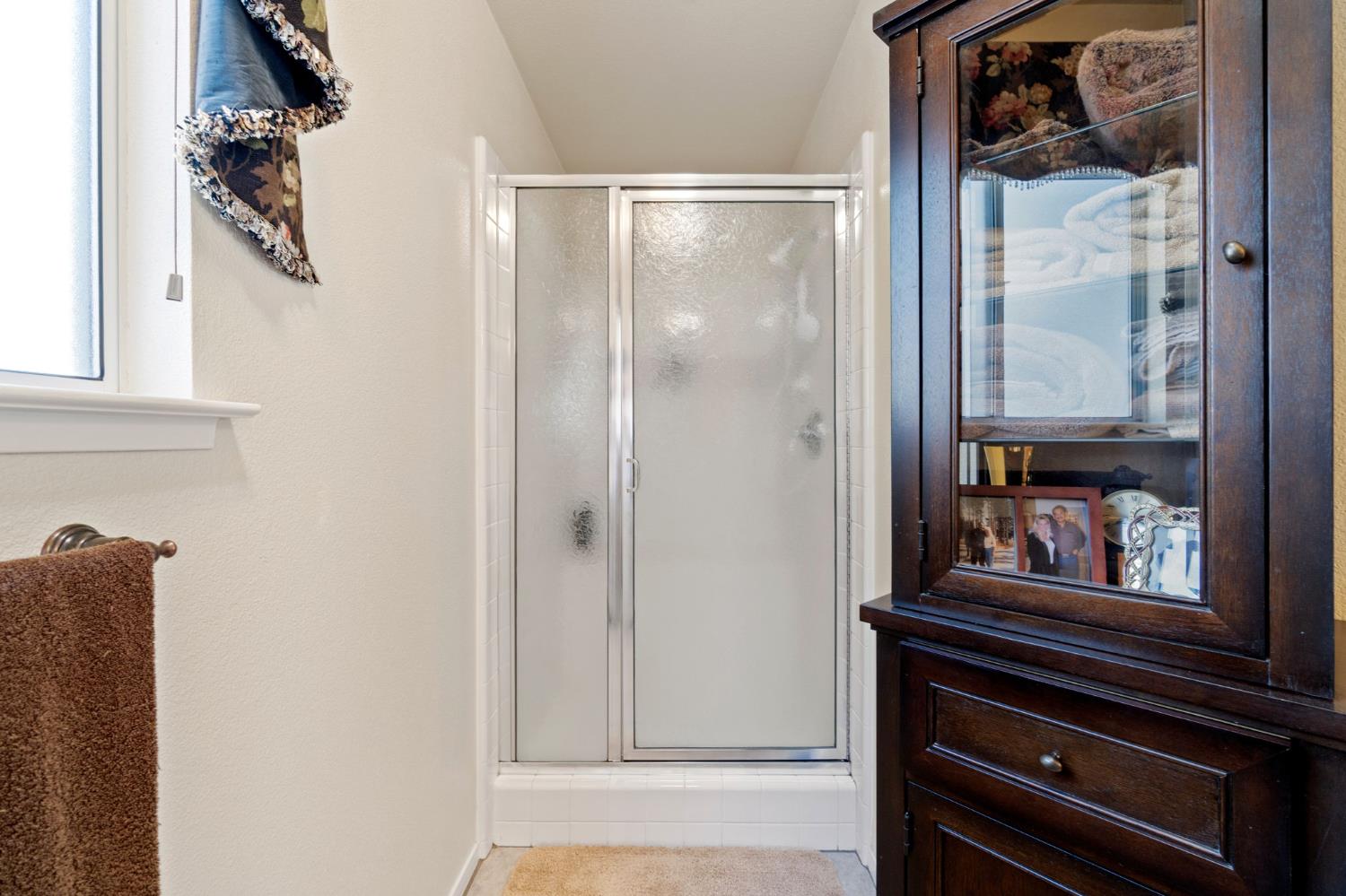 33867 Jennifer Ct, Coarsegold, CA 93614