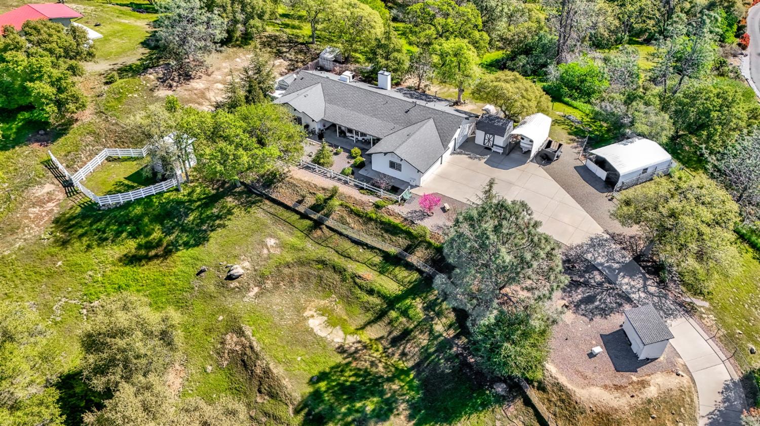 33867 Jennifer Ct, Coarsegold, CA 93614