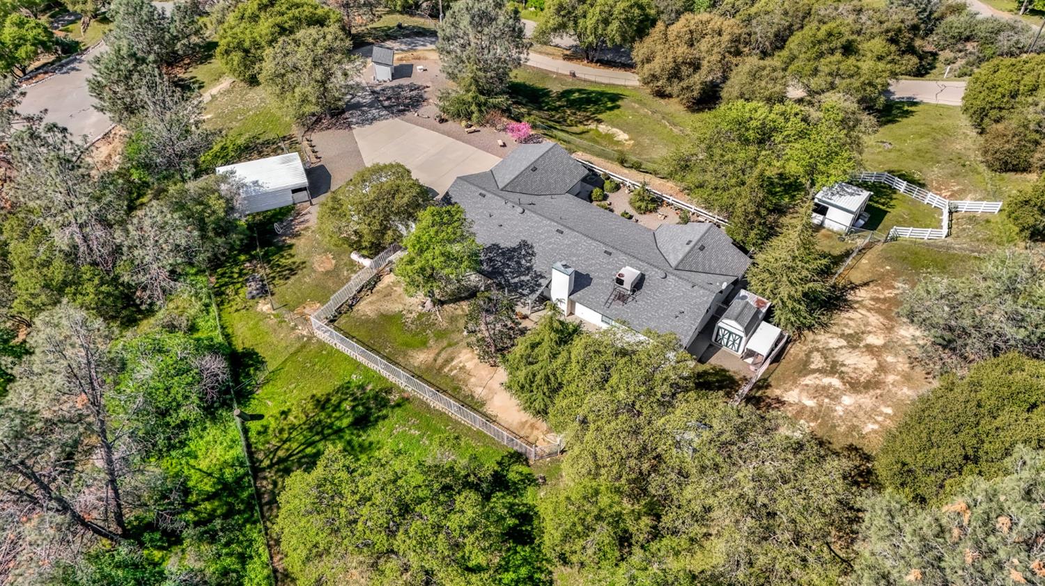 33867 Jennifer Ct, Coarsegold, CA 93614