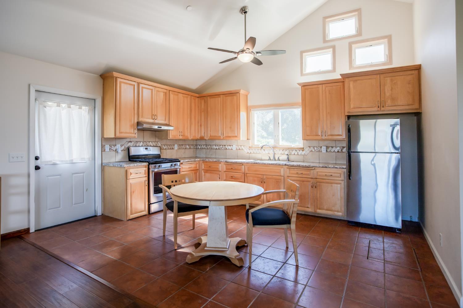 44981 Todd Eymann Rd, Miramonte, CA 93641