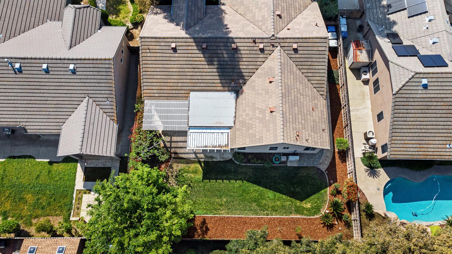 2735 Swift Ave, Clovis, CA 93611