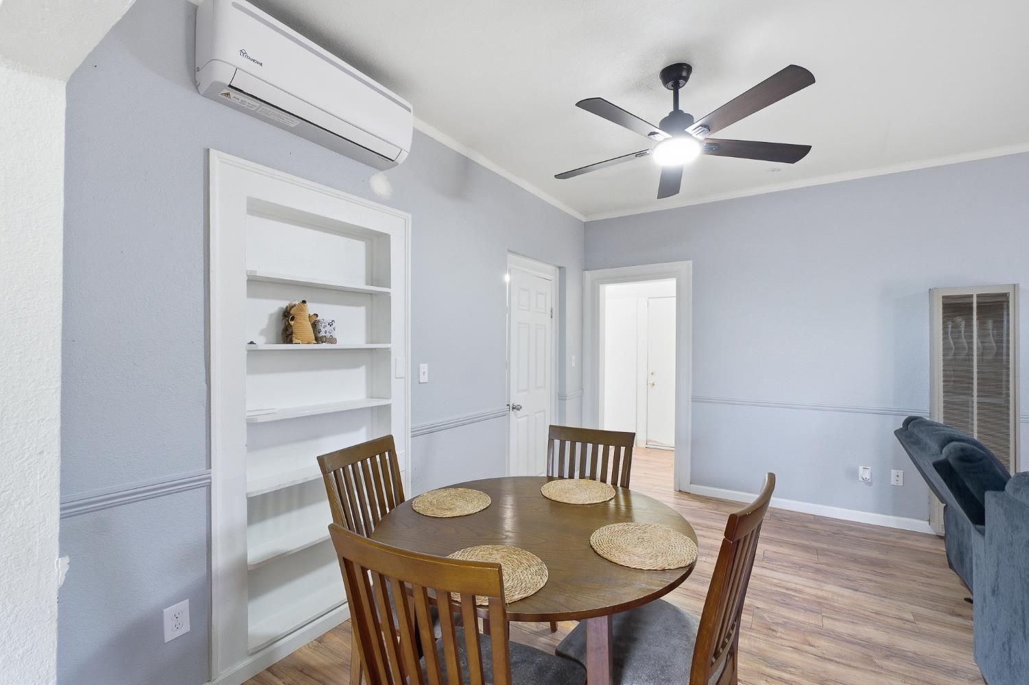 1920 9th St, Sanger, CA 93657