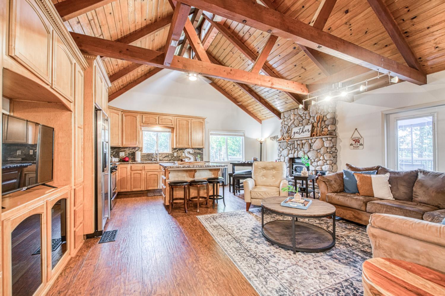 37748 Marina View Drive, Bass Lake, CA 93730