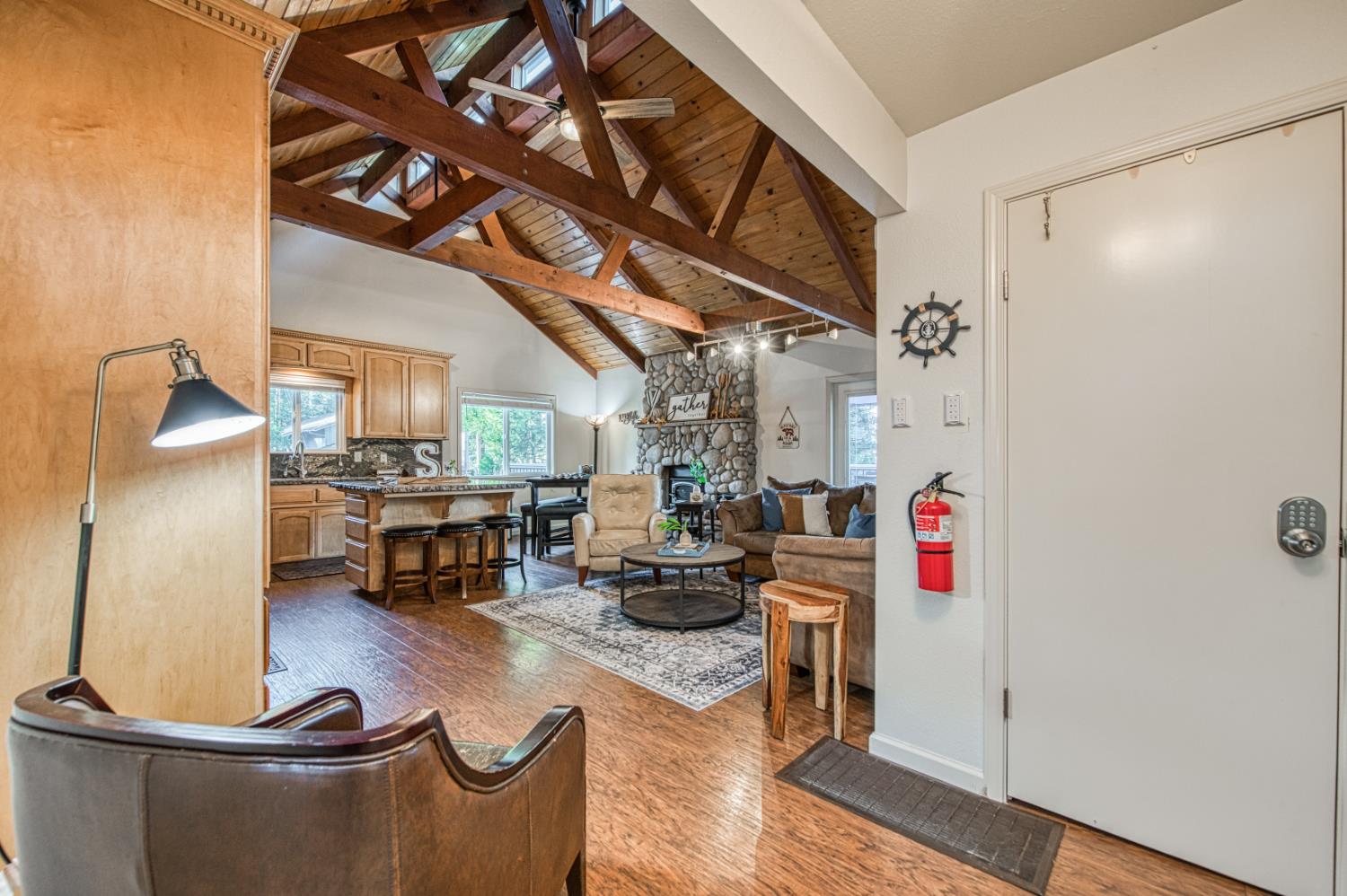 37748 Marina View Drive, Bass Lake, CA 93730