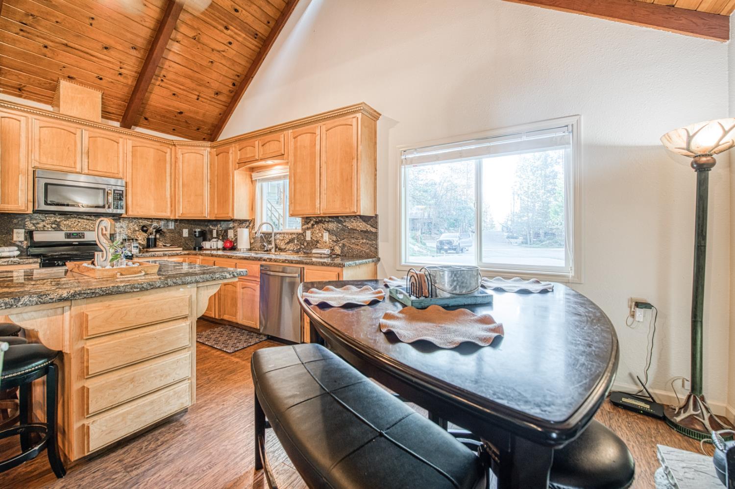 37748 Marina View Drive, Bass Lake, CA 93730