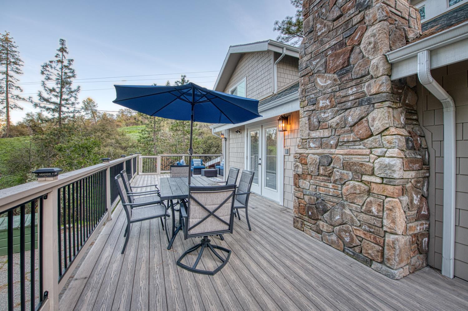 37748 Marina View Drive, Bass Lake, CA 93730