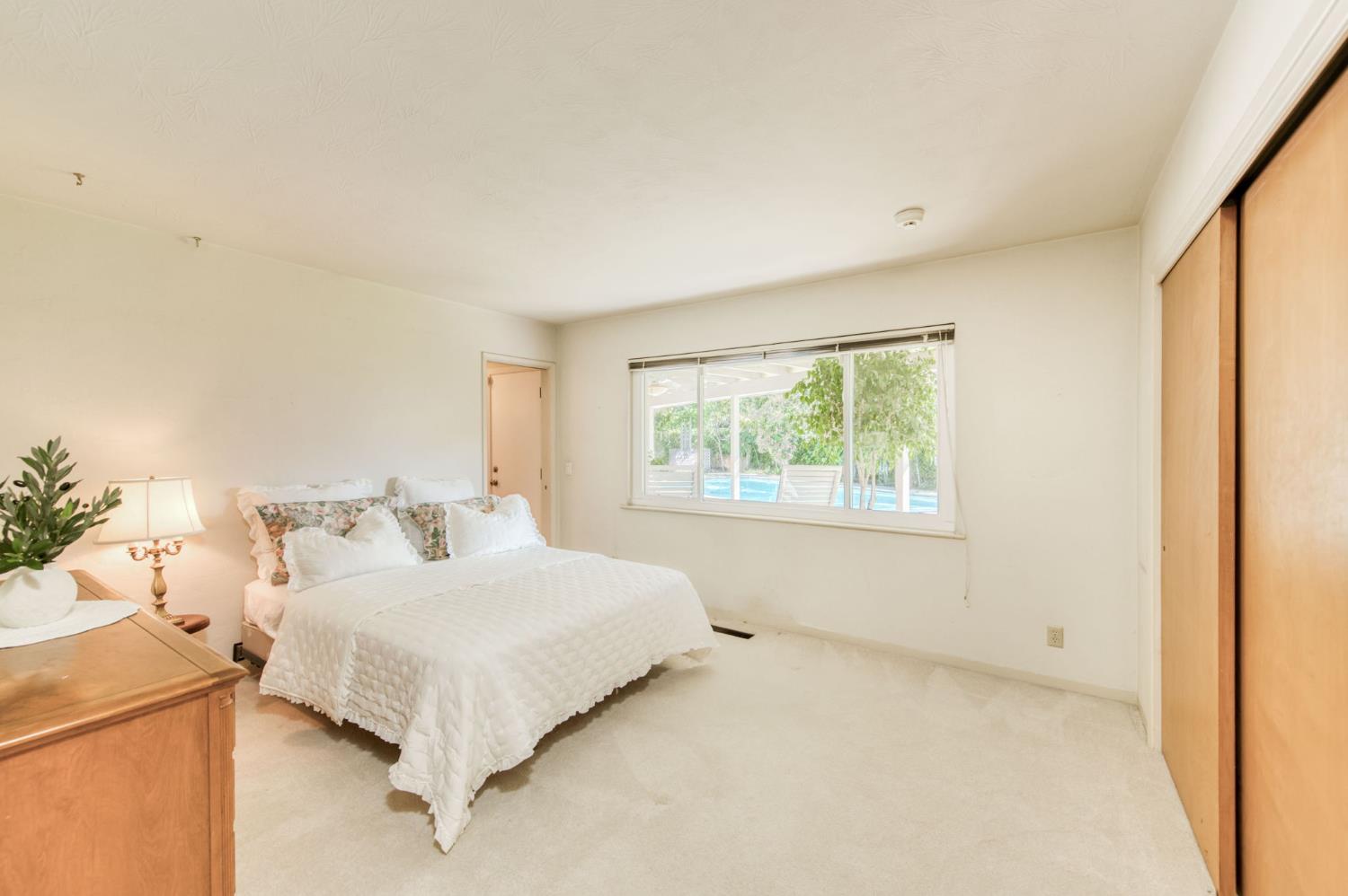 1449 W Barstow Ave, Fresno, CA 93711