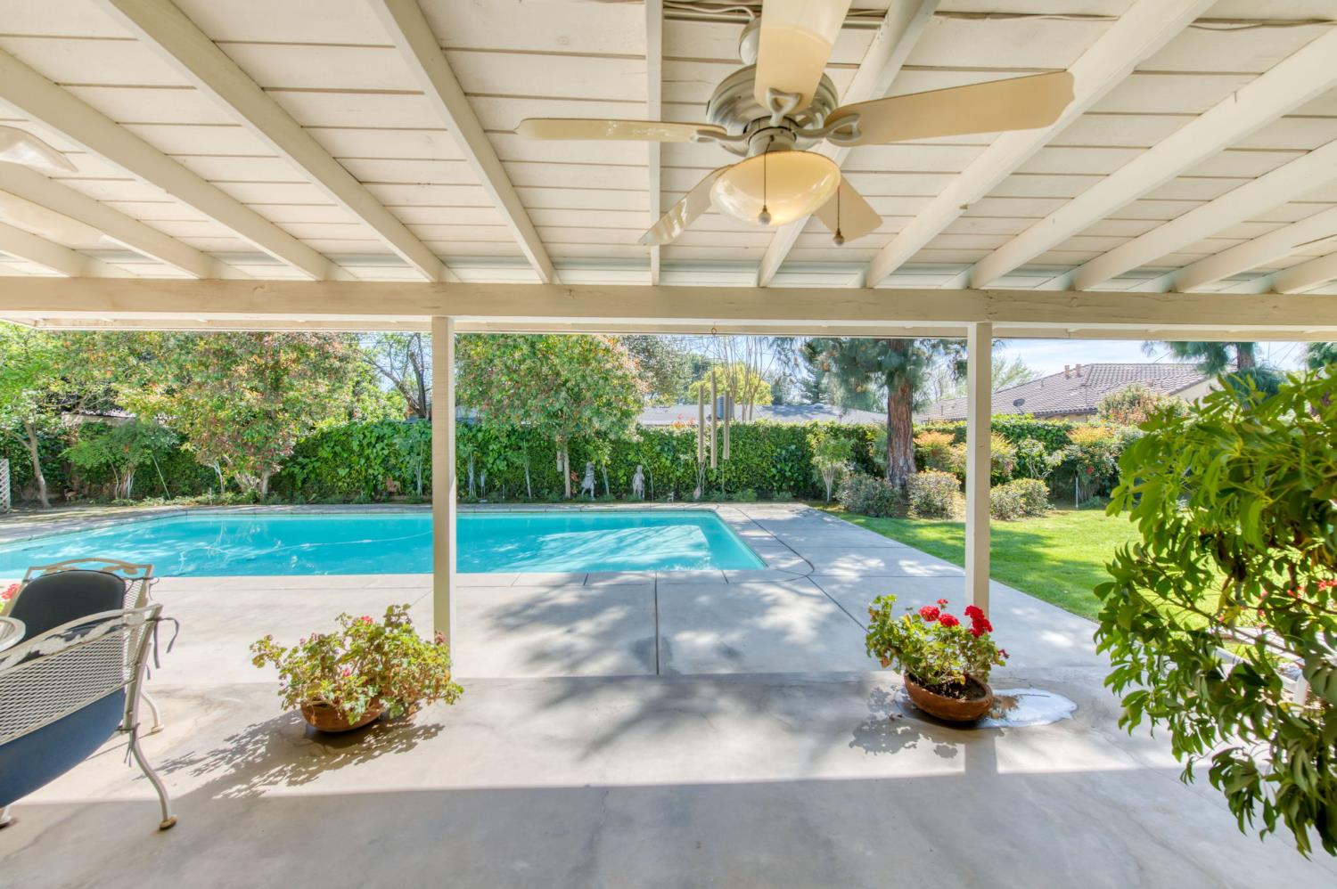 1449 W Barstow Ave, Fresno, CA 93711