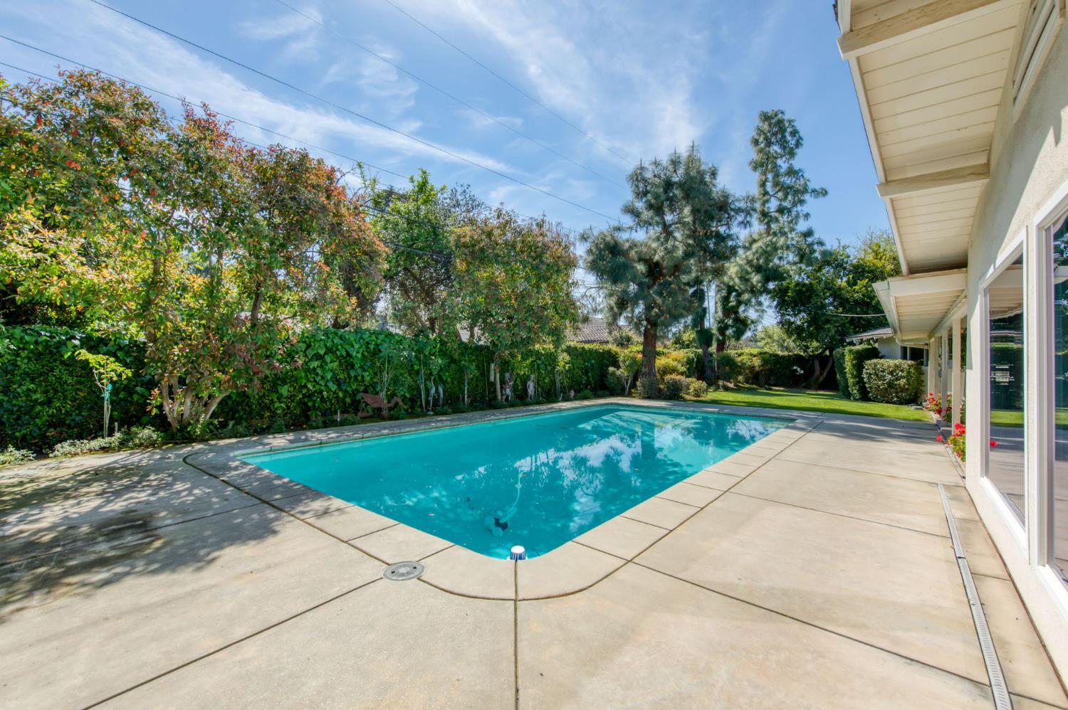 1449 W Barstow Ave, Fresno, CA 93711