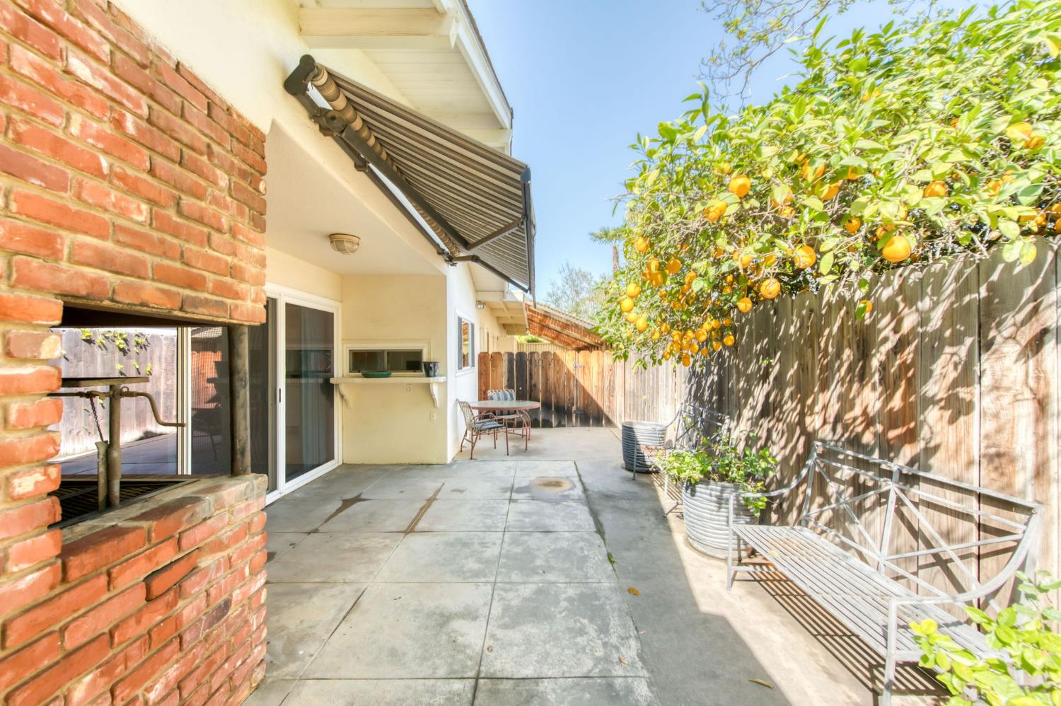 1449 W Barstow Ave, Fresno, CA 93711