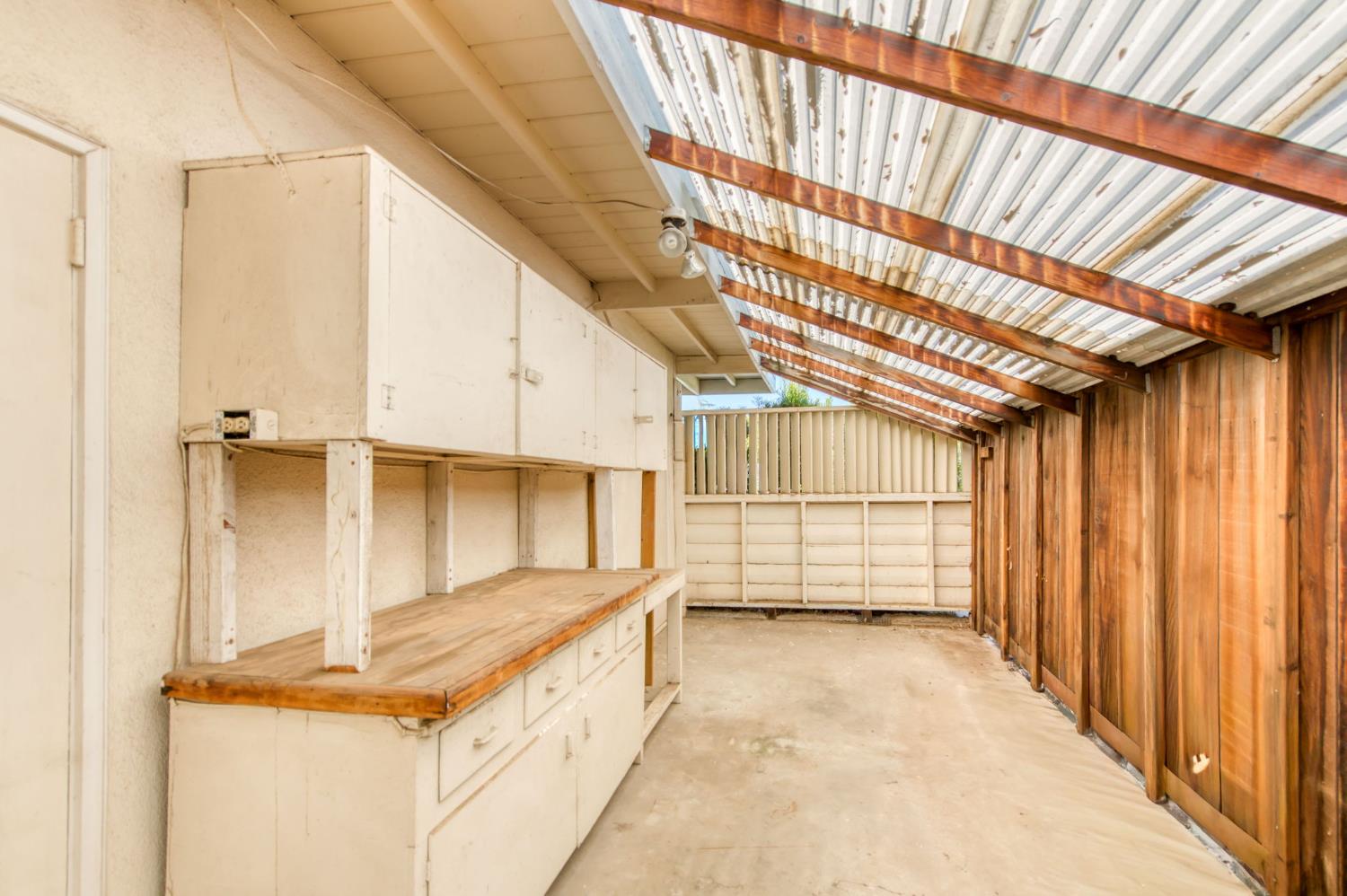 1449 W Barstow Ave, Fresno, CA 93711