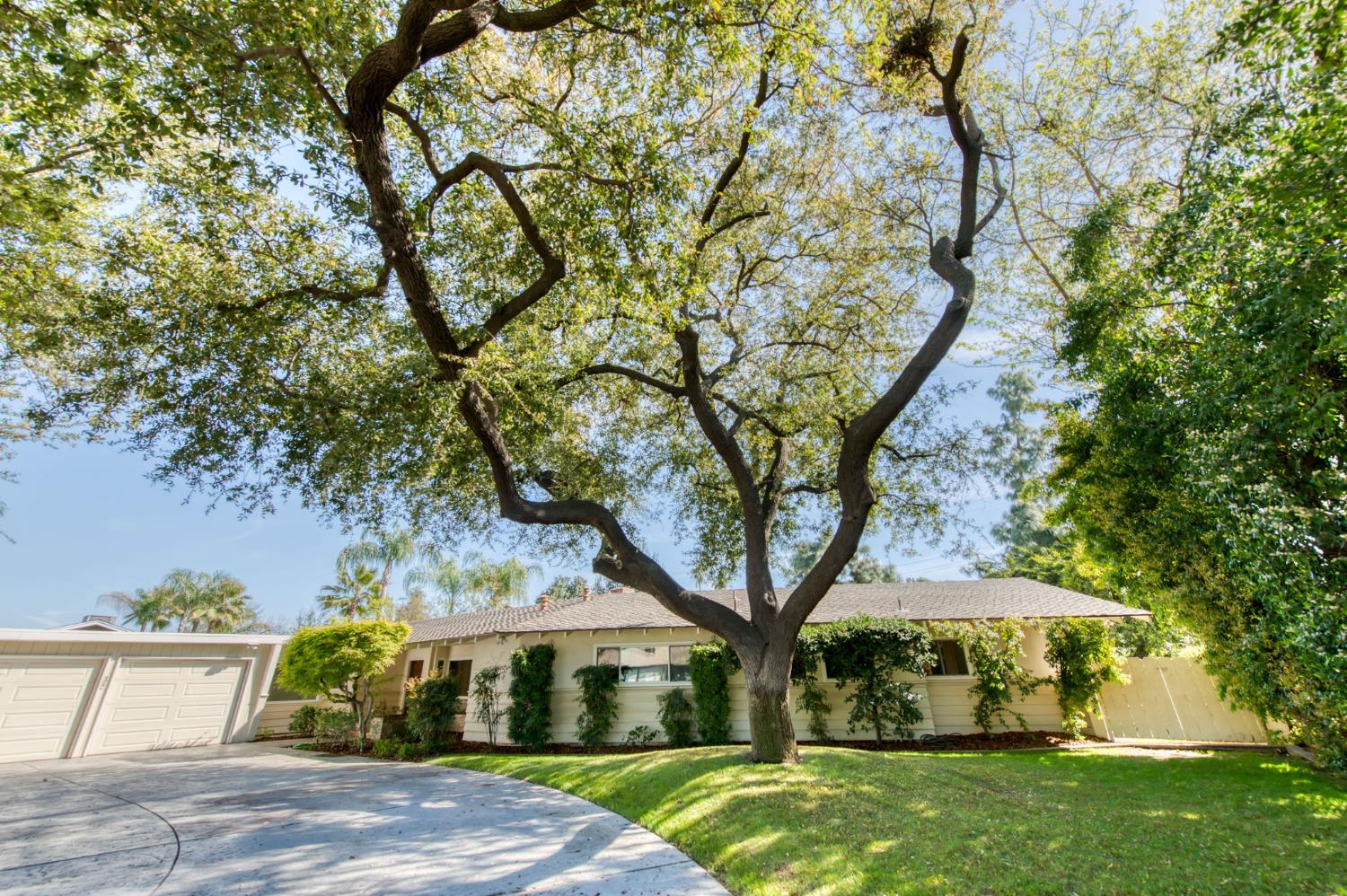 1449 W Barstow Ave, Fresno, CA 93711