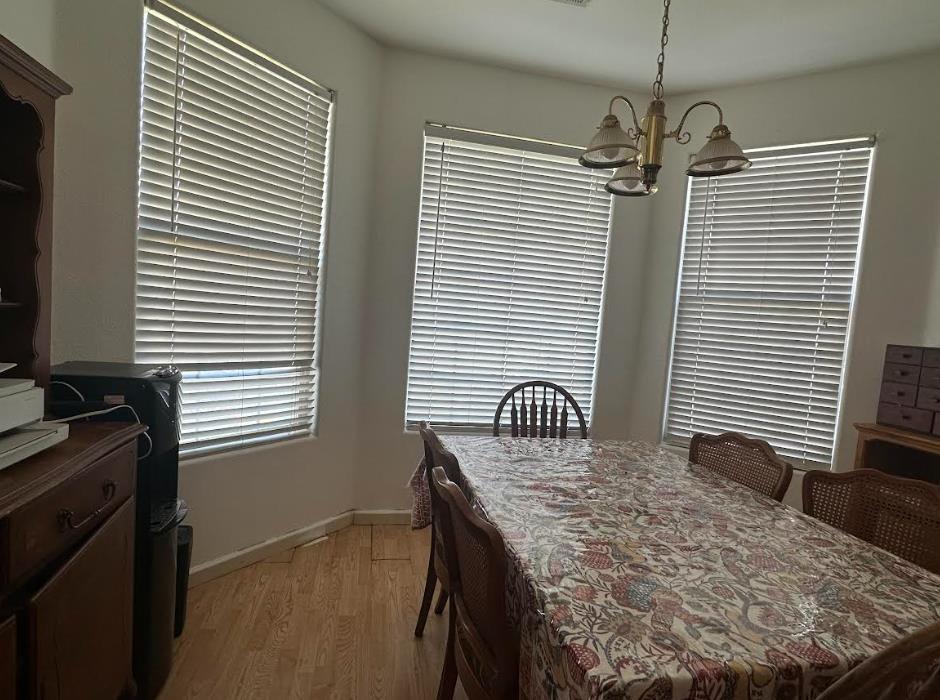 5718 E Burns Ave, Fresno, CA 93727