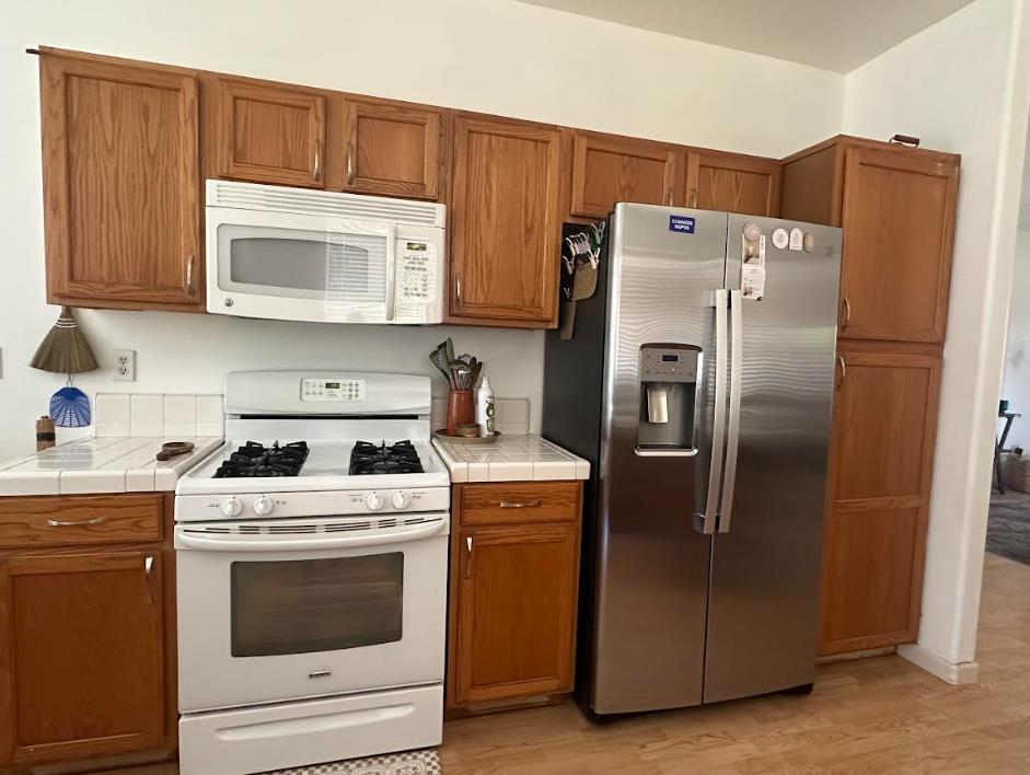 5718 E Burns Ave, Fresno, CA 93727