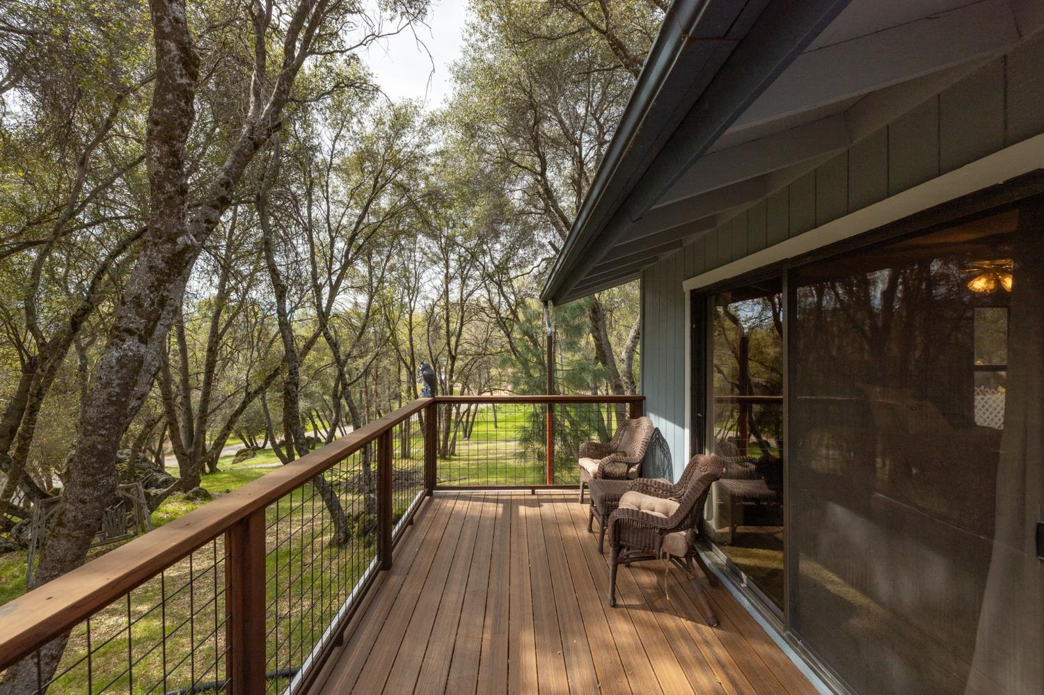 51739 Quail Run Dr, Oakhurst, CA 93644