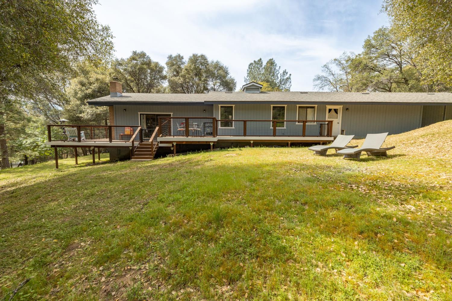 51739 Quail Run Dr, Oakhurst, CA 93644