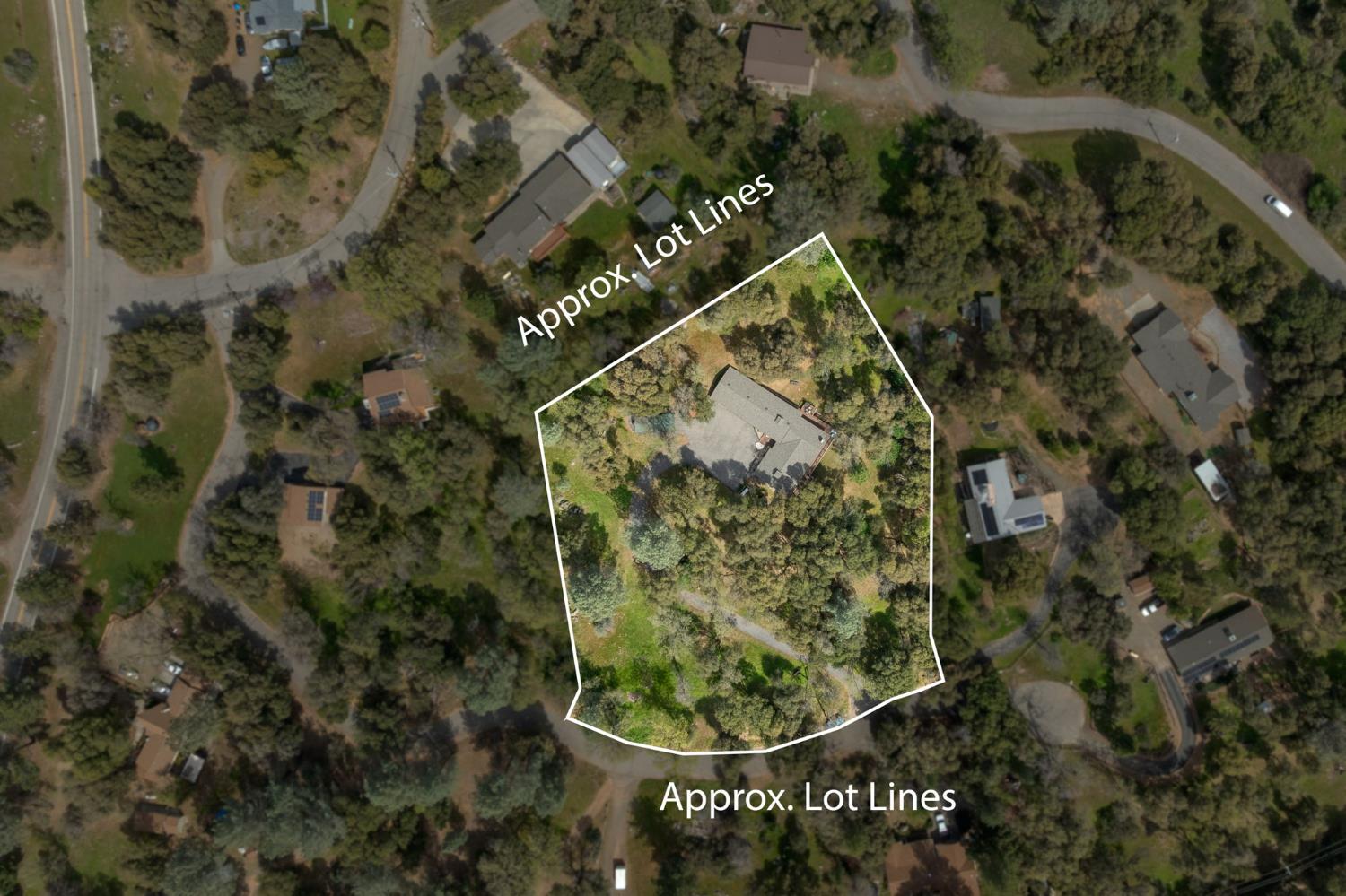 51739 Quail Run Dr, Oakhurst, CA 93644