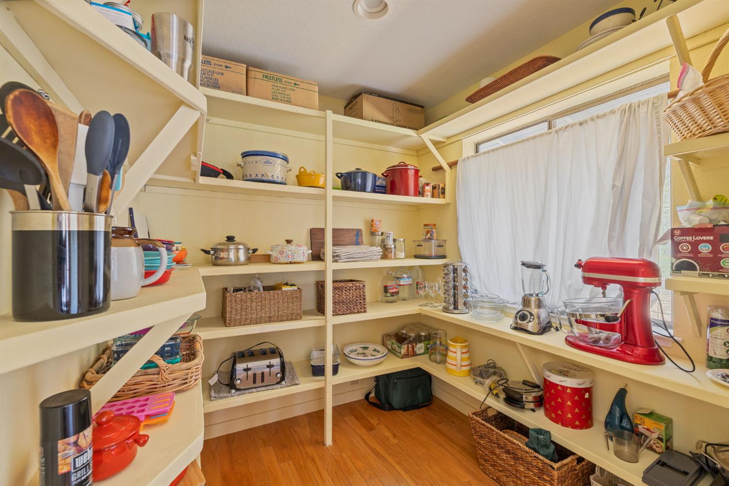 51739 Quail Run Dr, Oakhurst, CA 93644