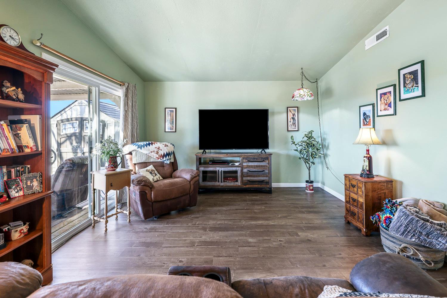 17579 Parkcliffe Ln, Friant, CA 93626