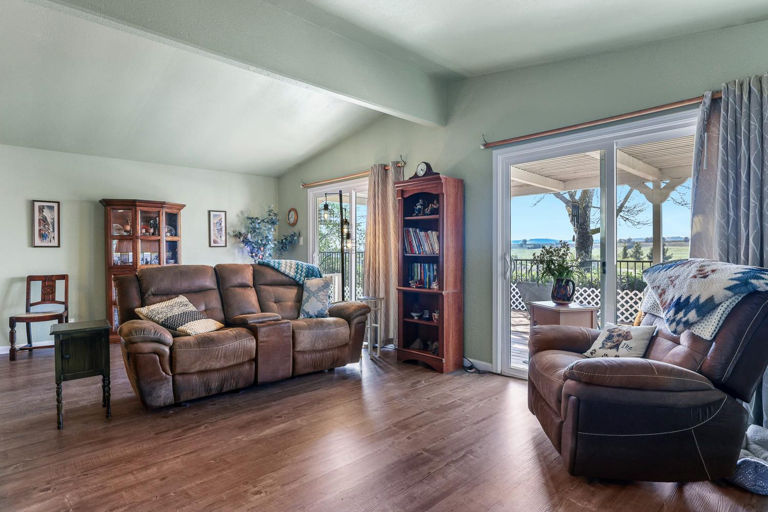 17579 Parkcliffe Ln, Friant, CA 93626