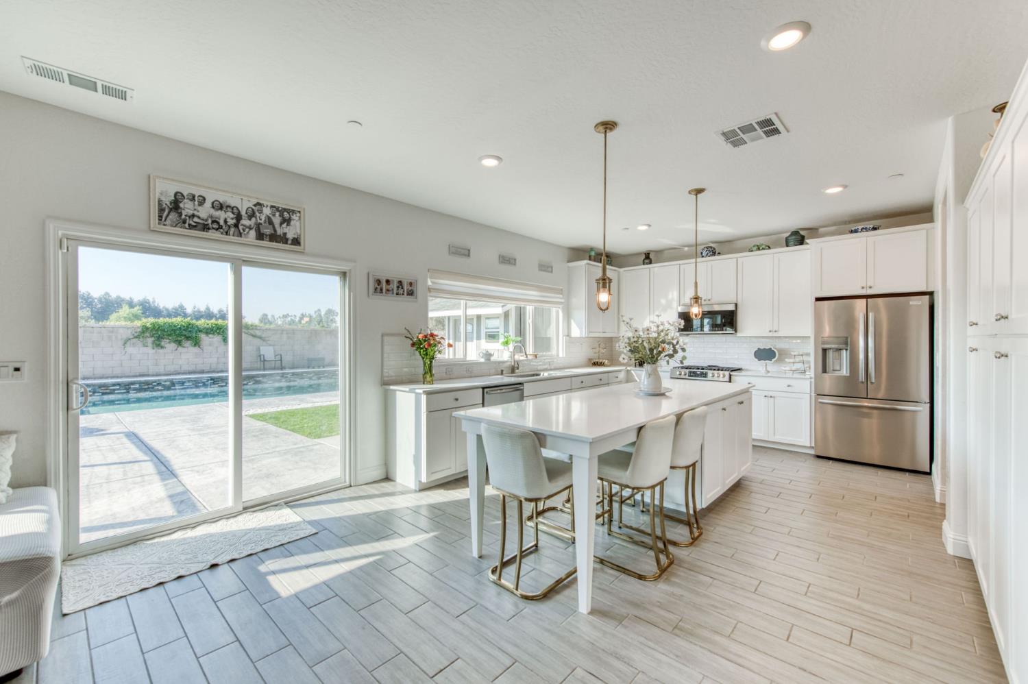 7063 W Twain Ave, Fresno, CA 93723