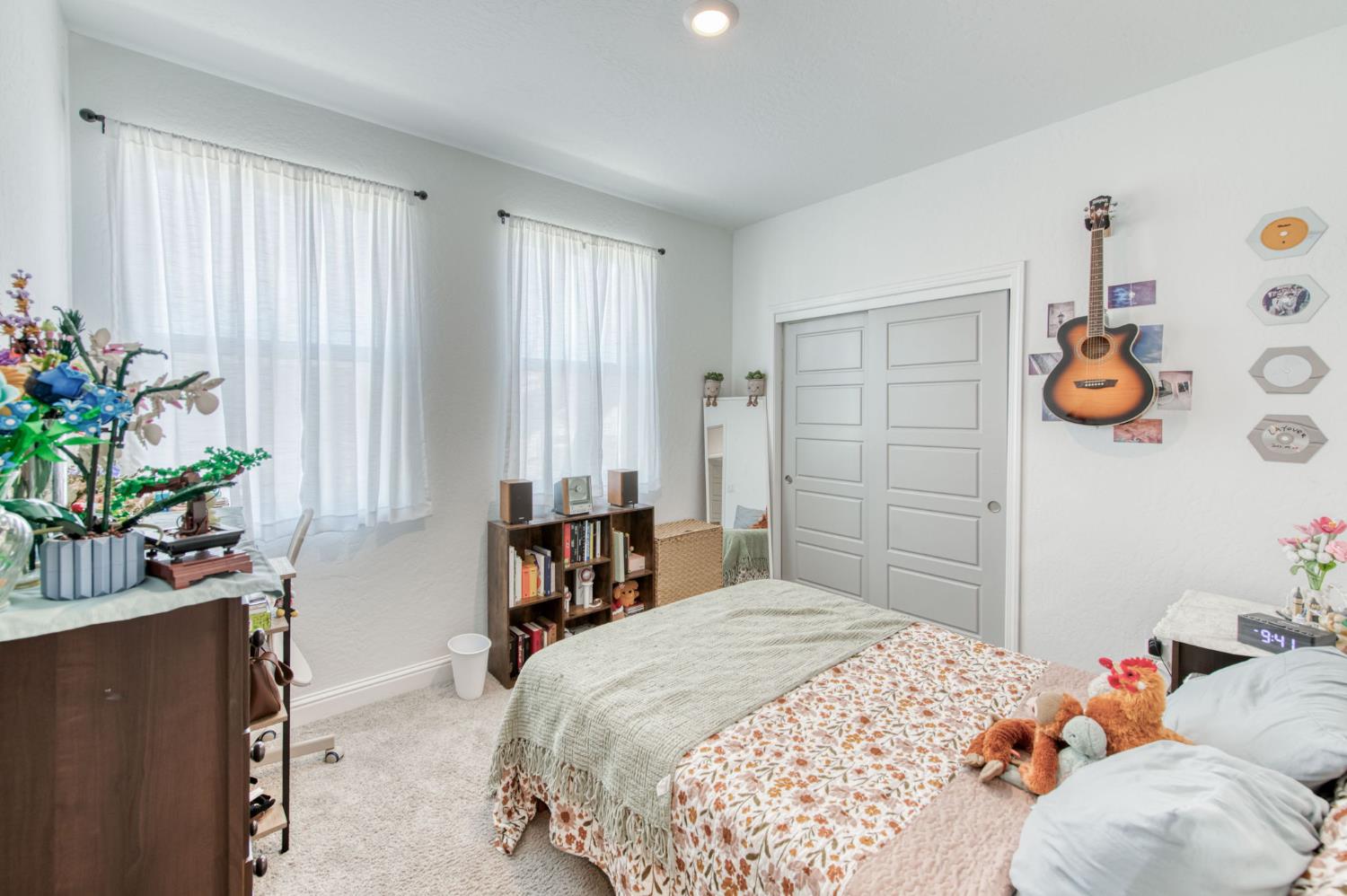 7063 W Twain Ave, Fresno, CA 93723