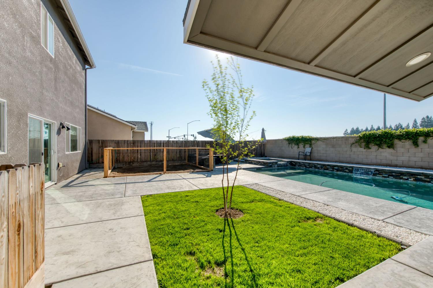 7063 W Twain Ave, Fresno, CA 93723