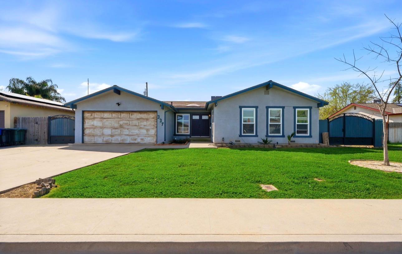 337 E Deodar Ln, Lemoore, CA 93245