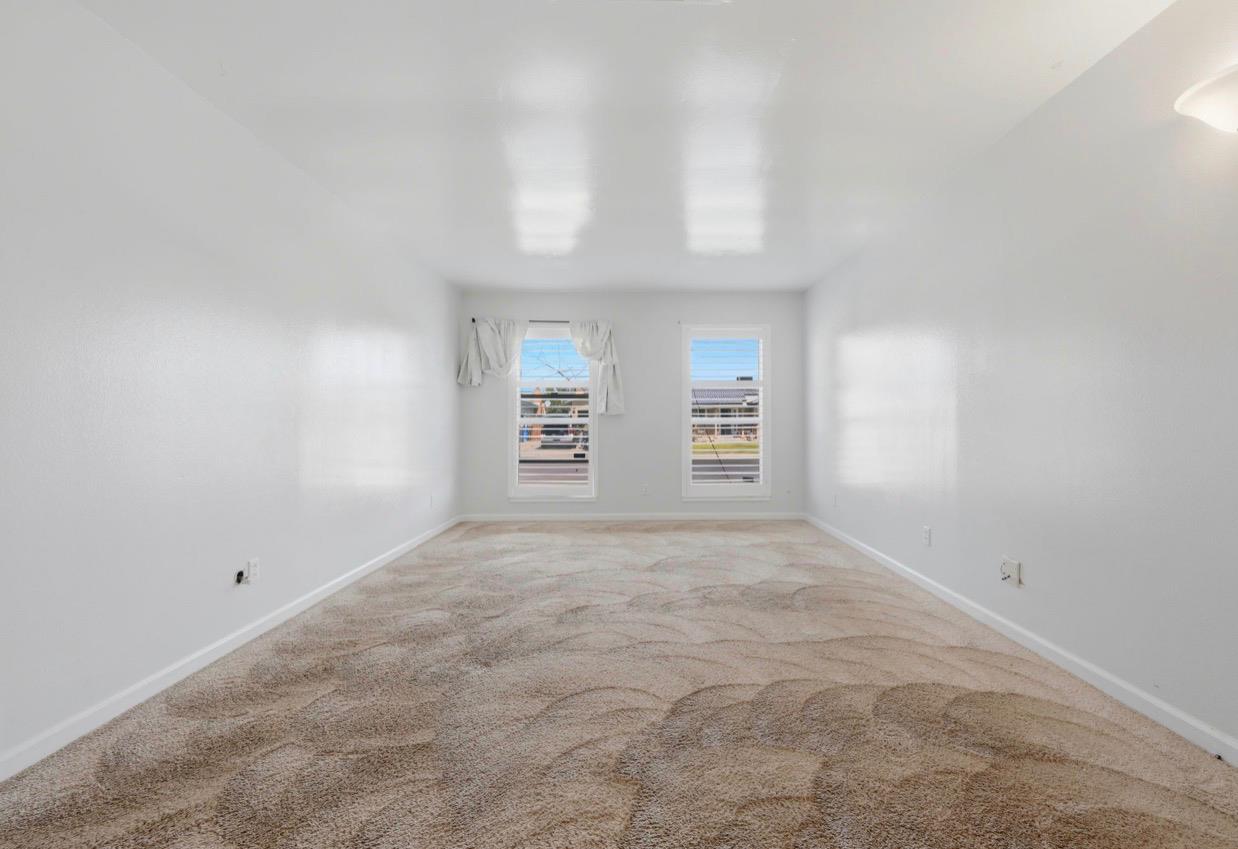 337 E Deodar Ln, Lemoore, CA 93245