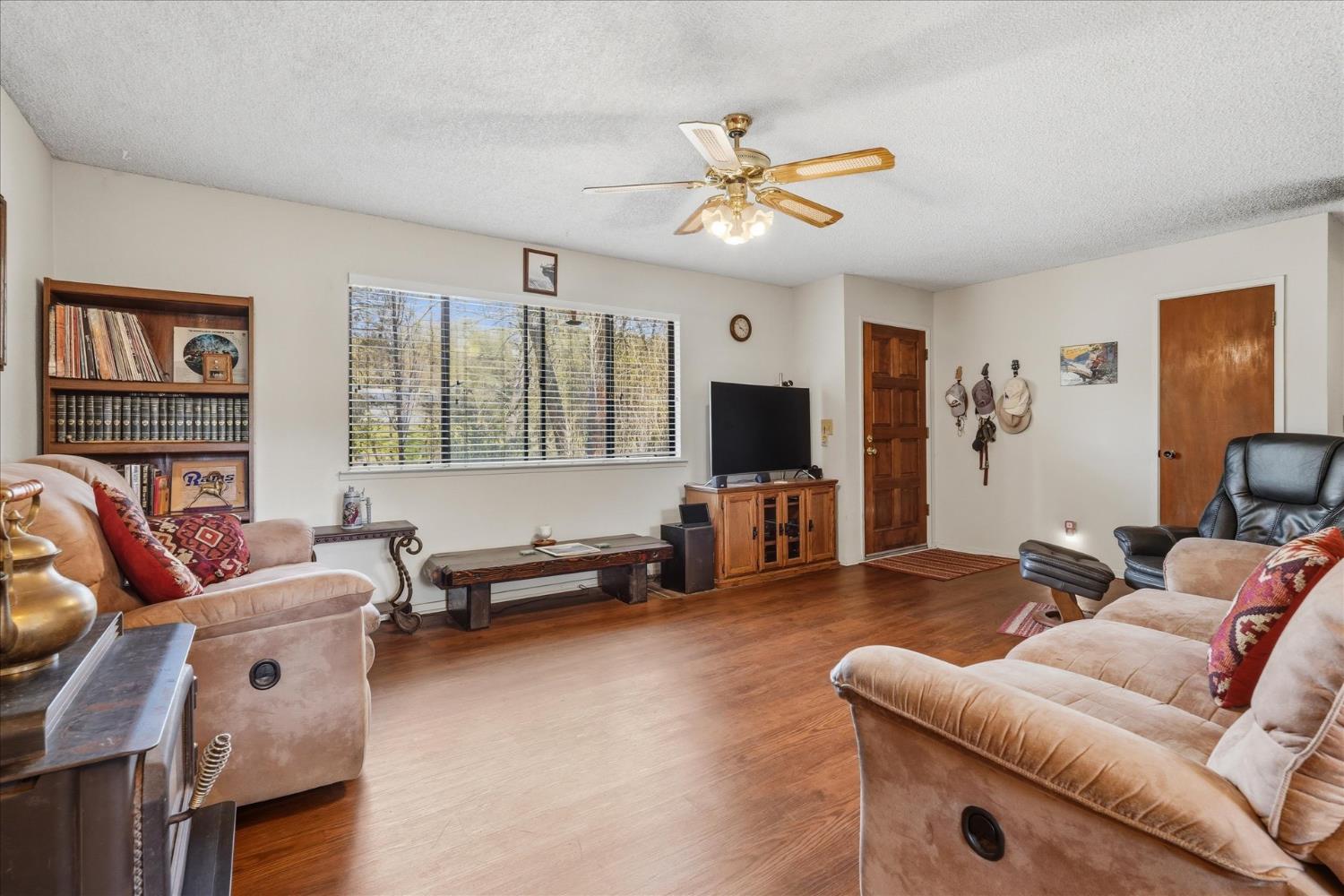 28911 GRAY SQUIRREL, Coarsegold, CA 93614