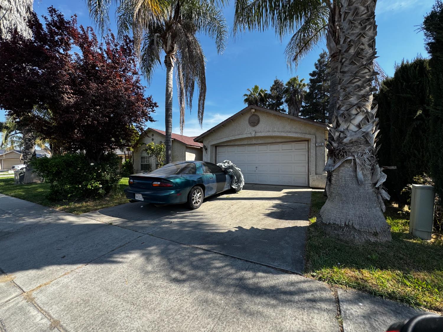 435 Blueridge Dr, Madera, CA 93637