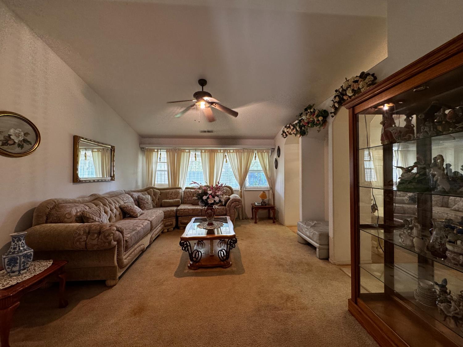 435 Blueridge Dr, Madera, CA 93637