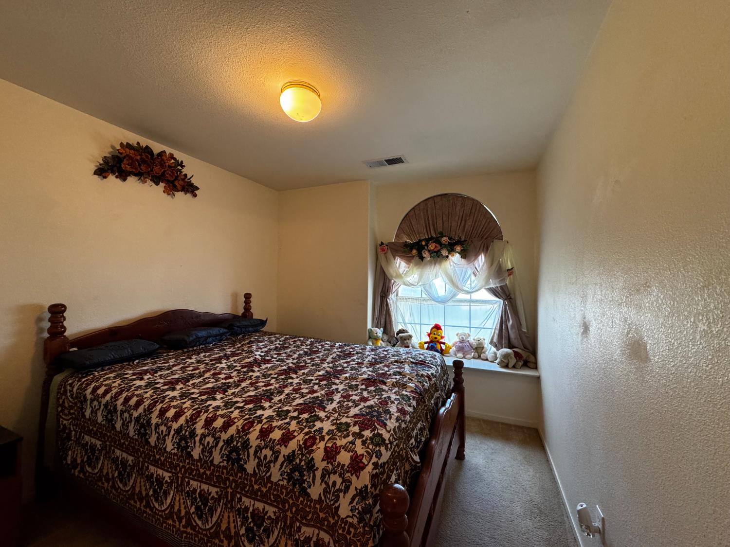 435 Blueridge Dr, Madera, CA 93637