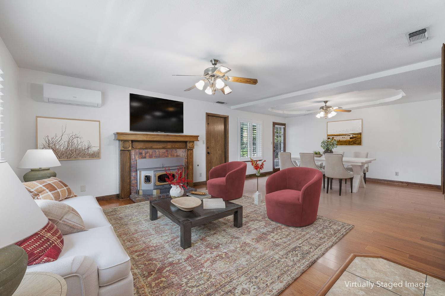 3074 Burgan Ave, Clovis, CA 93611