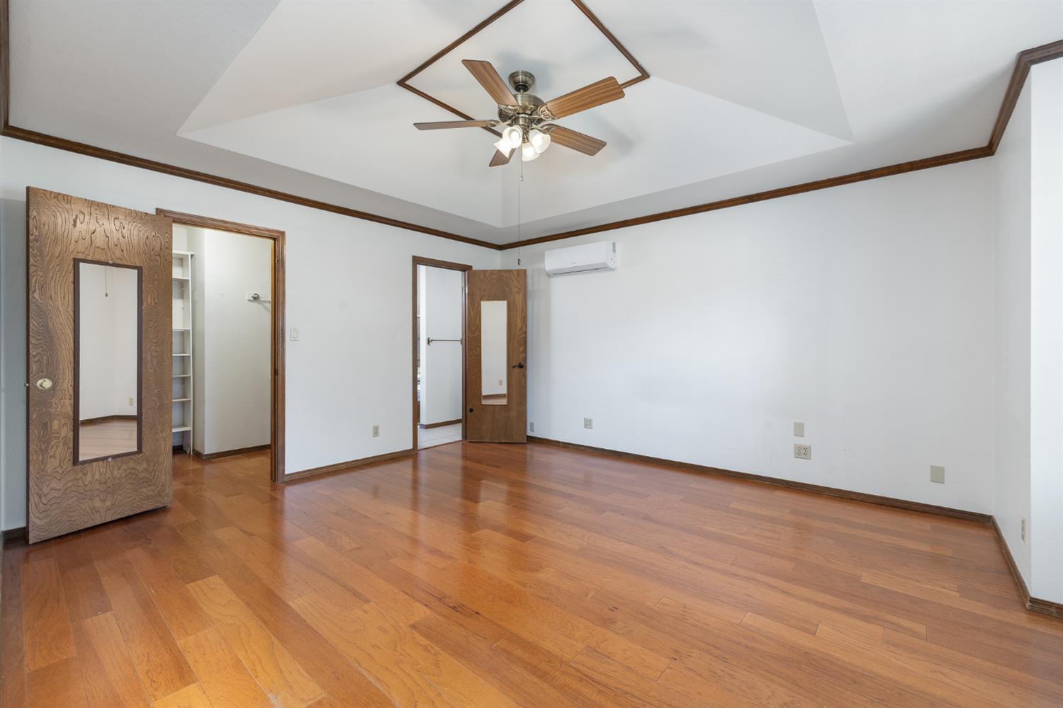 3074 Burgan Ave, Clovis, CA 93611