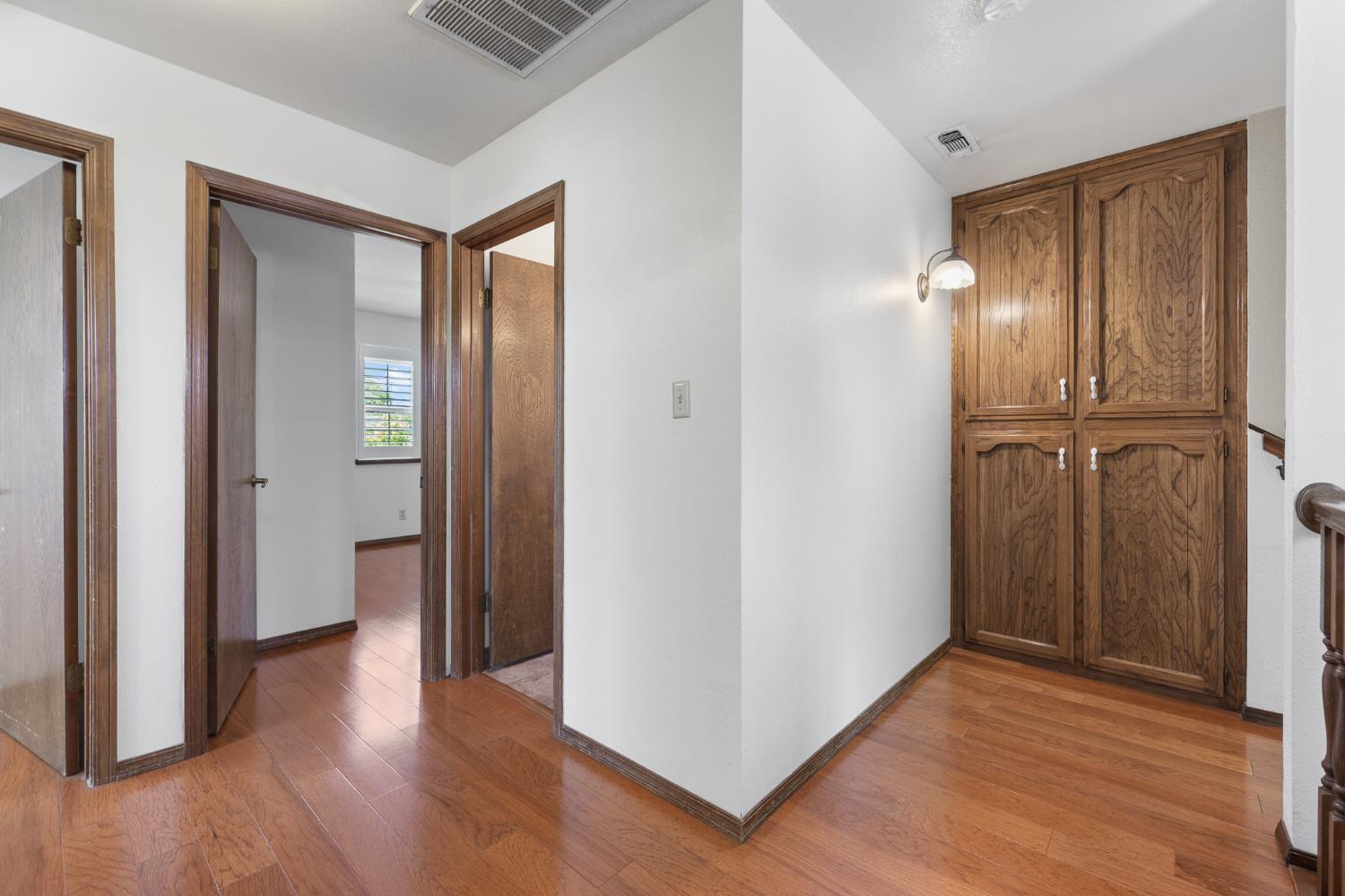 3074 Burgan Ave, Clovis, CA 93611