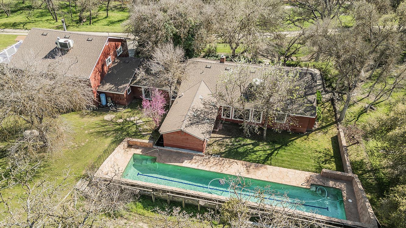 31638 Lodge Rd, Auberry, CA 93602