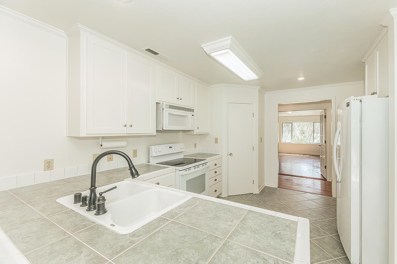 31638 Lodge Rd, Auberry, CA 93602