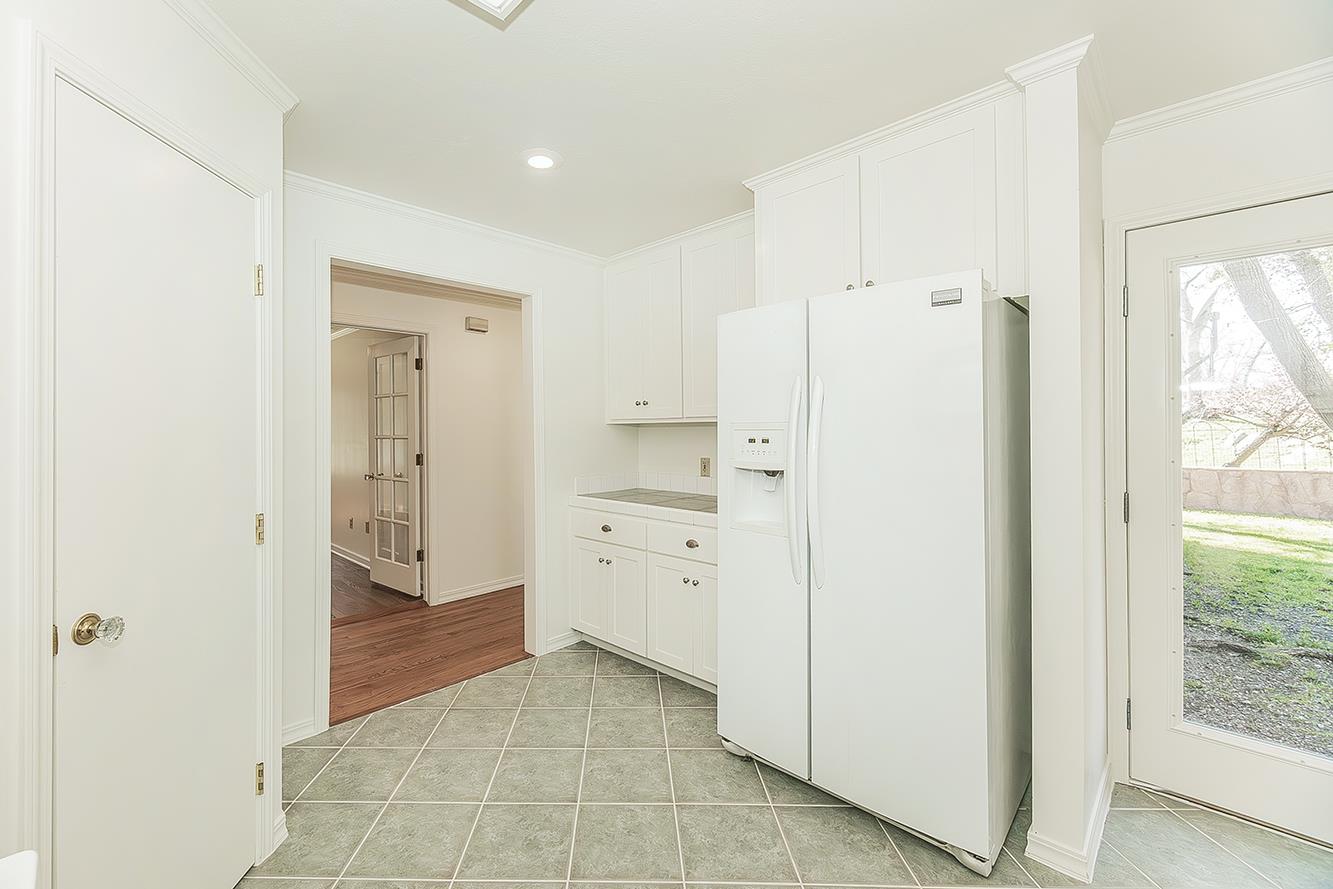 31638 Lodge Rd, Auberry, CA 93602