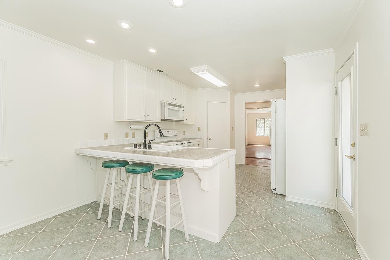 31638 Lodge Rd, Auberry, CA 93602