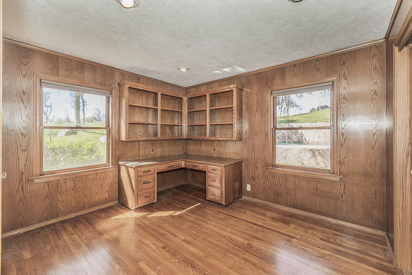 31638 Lodge Rd, Auberry, CA 93602