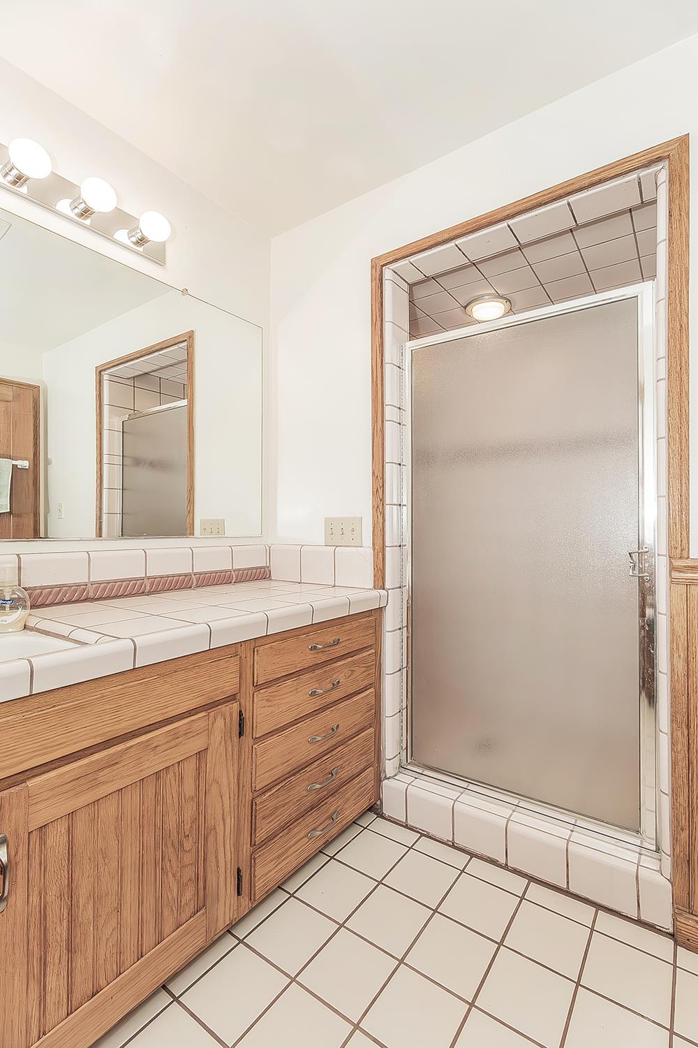 31638 Lodge Rd, Auberry, CA 93602