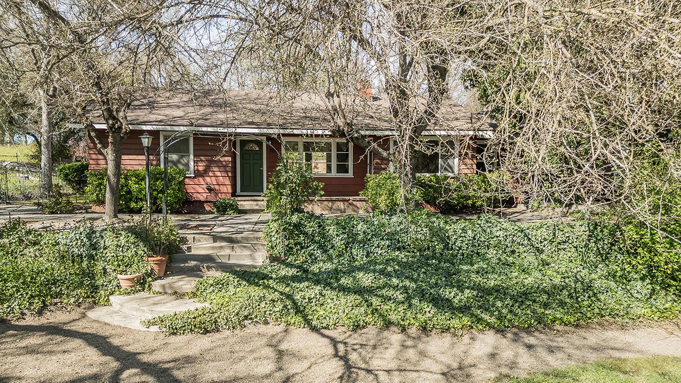 31638 Lodge Rd, Auberry, CA 93602