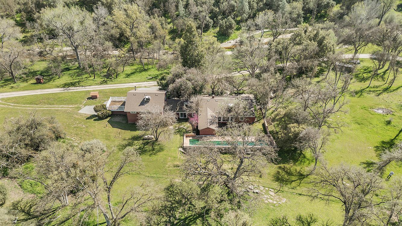 31638 Lodge Rd, Auberry, CA 93602