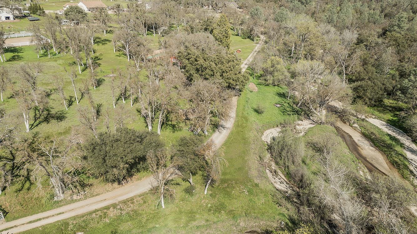 31638 Lodge Rd, Auberry, CA 93602