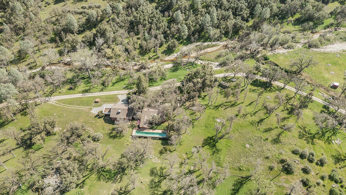 31638 Lodge Rd, Auberry, CA 93602